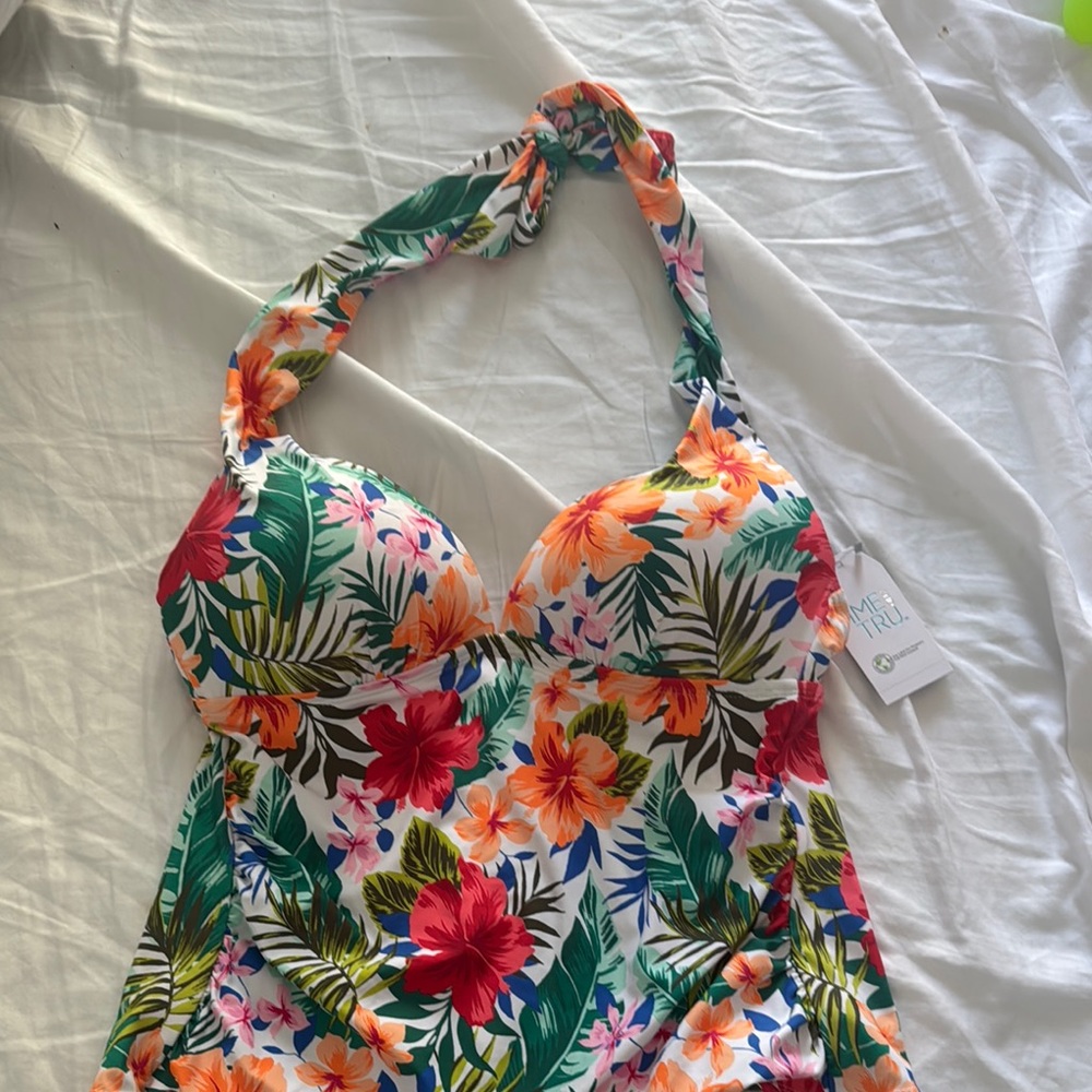 Tropical Floral Swim Set - Picture 7 of 10